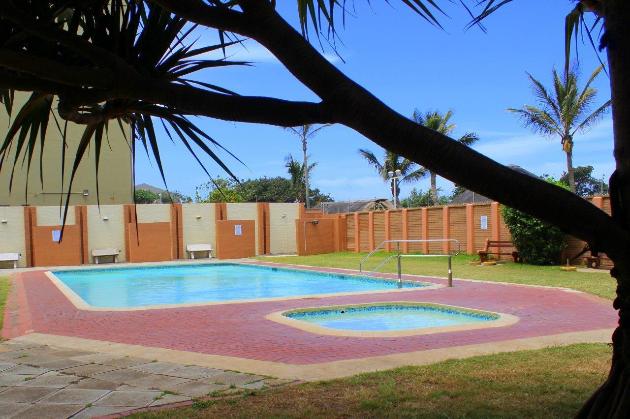 Silver Dolphin Holidays Appartement Amanzimtoti Buitenkant foto