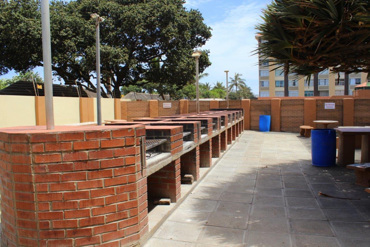 Silver Dolphin Holidays Appartement Amanzimtoti Buitenkant foto